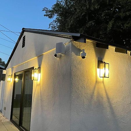 Gated Private House With Own Parking Sherman Oaks Los Angeles Exterior photo